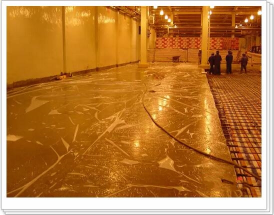 混凝土地面濕養(yǎng)護(hù)