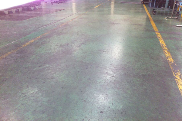 輪胎車間地面材料