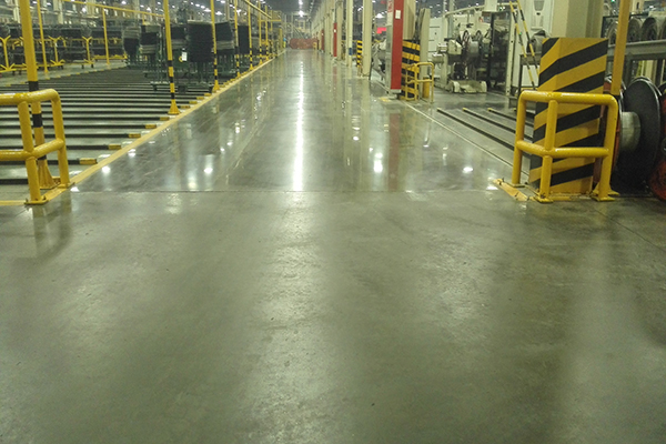 輪胎車間地面材料