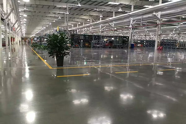 輪胎車(chē)間固化地坪