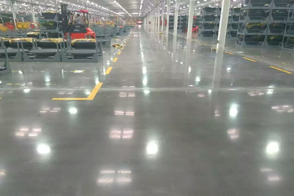 輪胎車(chē)間固化地坪