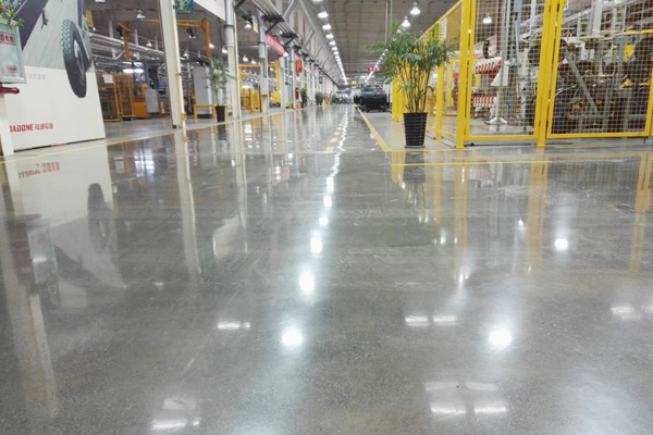 通力輪胎車間固化地坪