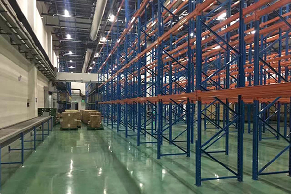 醫(yī)藥品流地坪解決方案