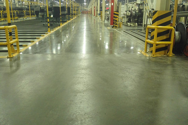 工業(yè)車(chē)間水泥地面起塵起砂起灰解決方案