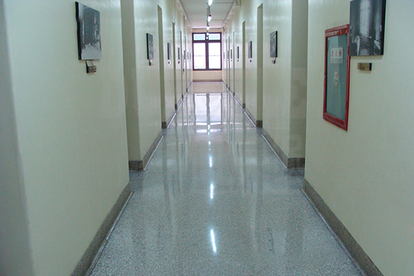 北京協和醫(yī)院---迪樂堡致密鋼化地坪