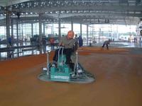 迪樂(lè)堡地坪耐磨骨料施工